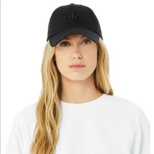 NWOT Alo Yoga Off-duty cap black